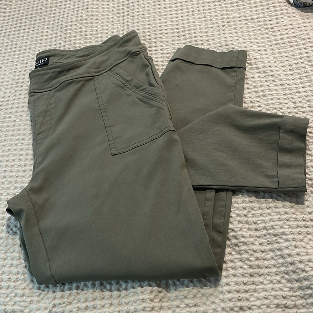 🍉 SOHO XL Olive Green Ankle length pull on pants